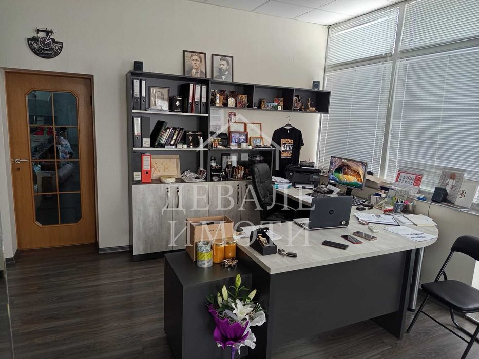 Продава се Промишлена сграда в Русе, Търговия на едро - 525 кв.м за 632 €/кв.м - Снимка #6