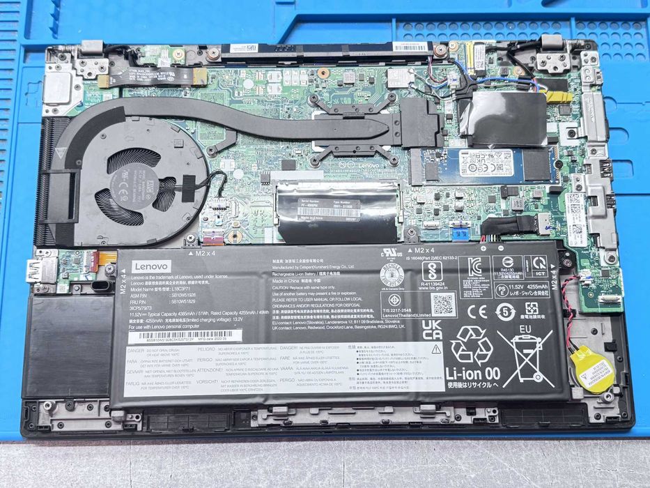 Реновиран лаптоп Lenovo ThinkPad T14 G2 14" IPS FHD webcam i7-1185G7 32GB DDR4 510 M.2 Nvme/ клас А/ 12м гаранция