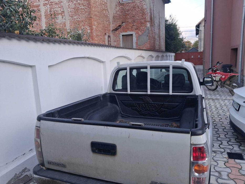 Mazda BT-50 2011 diesel, 5.500 € — imagine 2