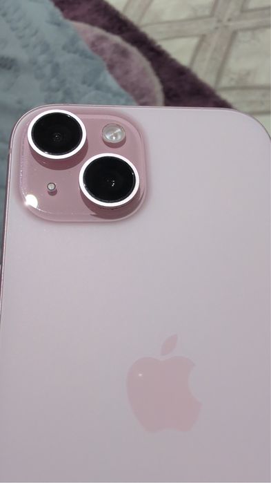 Iphone 15 розовый 256гб