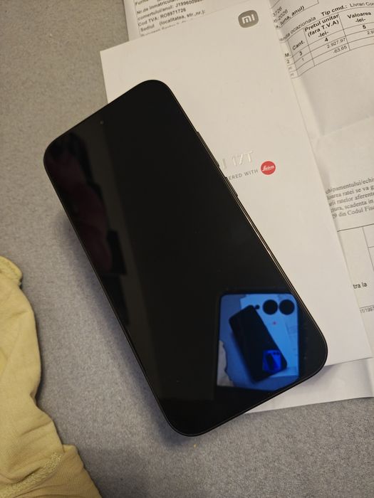 Xiaomi 17T 5G 12GB RAM cu 256Gn Fullbox garanție 2 ani