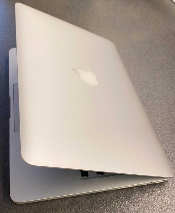 MacBook Pro Retina 13", Late 2012, Model A1425, 8 GB RAM, i5 2,5 GHz