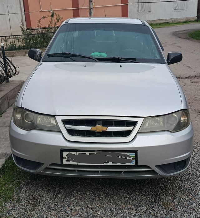 Nexia 2  сотилади 2010 йил сонс трамблёр