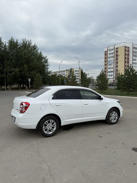 Шевроле Кобальт 2023 год