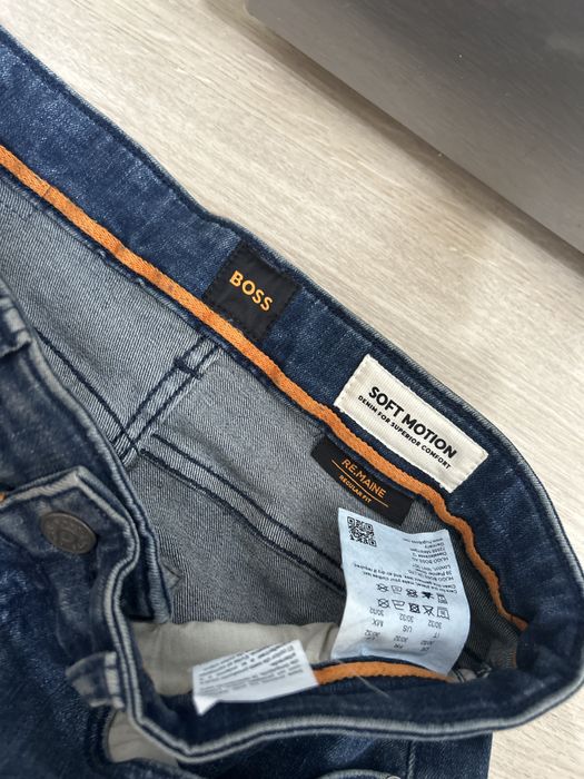 BOSS дънки чисто нови