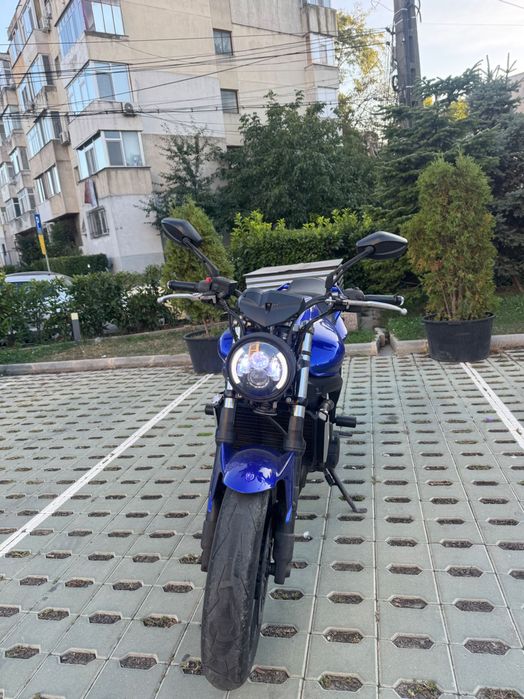 YAMAHA FZ6 S2 / 2008