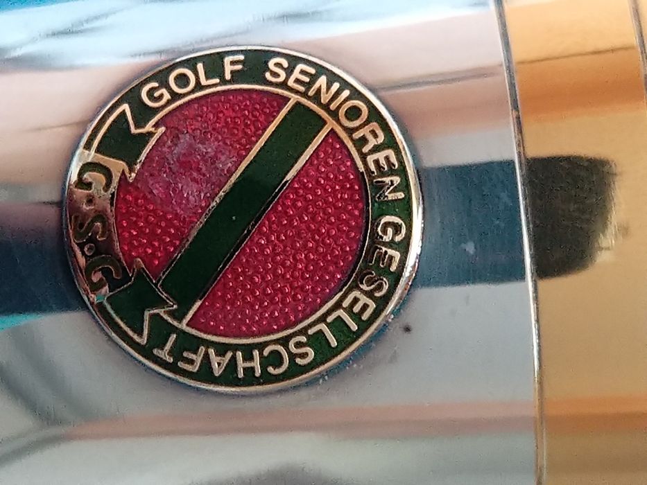 Продавам сребърна чаша с позлата Emil Herrmann Waldstetten