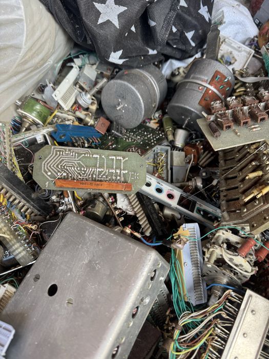 Електронна скрап