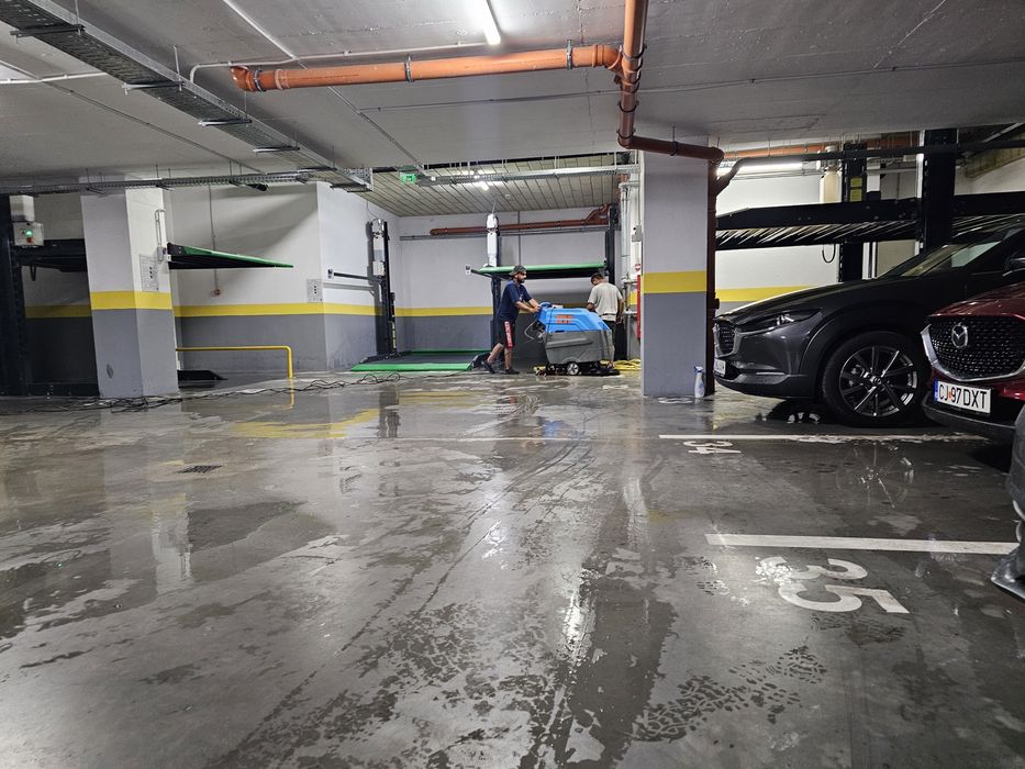 Curățenie parcări case de scara blocuri birouri