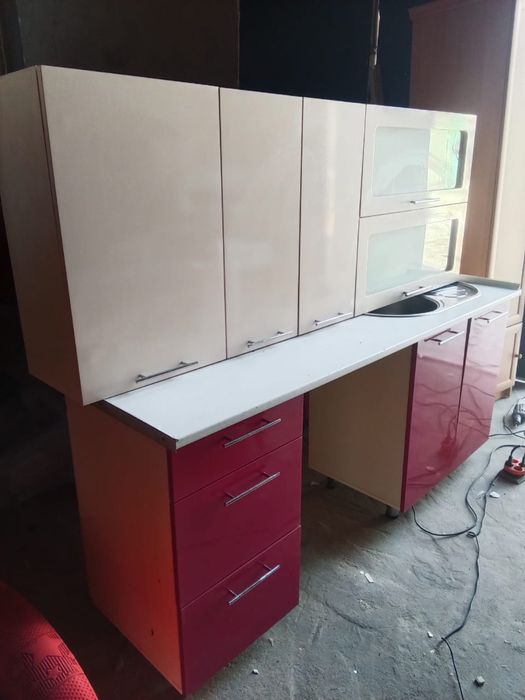 Кухонный гарнитур