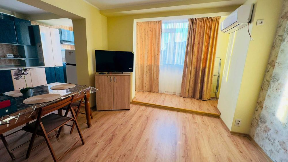 Inchiriez apartament