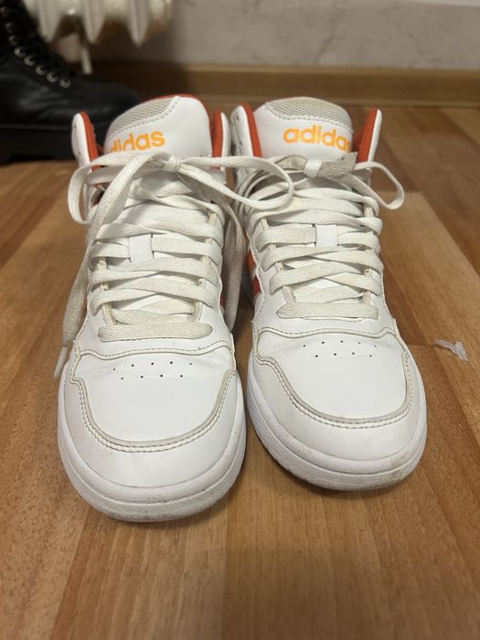 Adidasi Adidas marimea 37 femei aproape noi