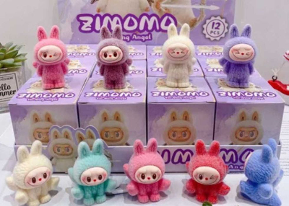 Рандомные фигурки от Лабубу