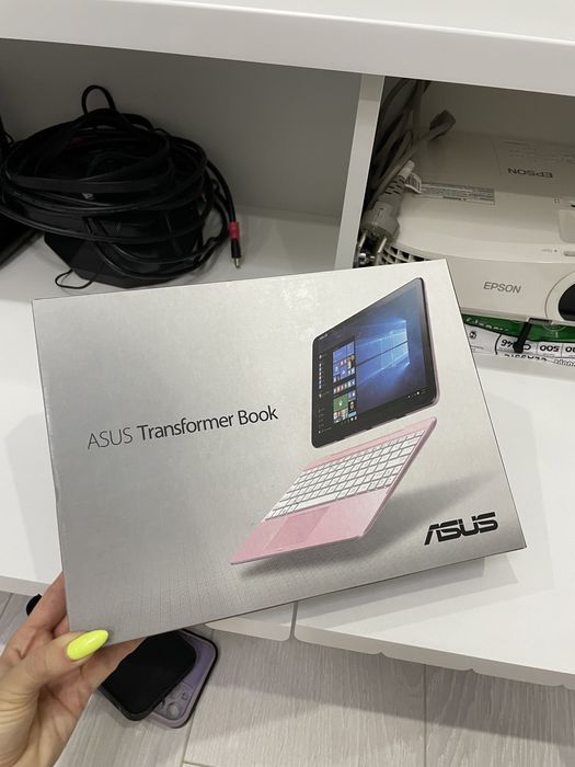 Продам ноутбук трансформер