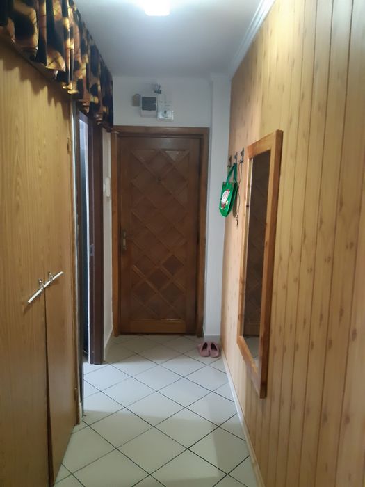 Apartament 2 camere semidecomandat etaj 1 suprafata 45 mp