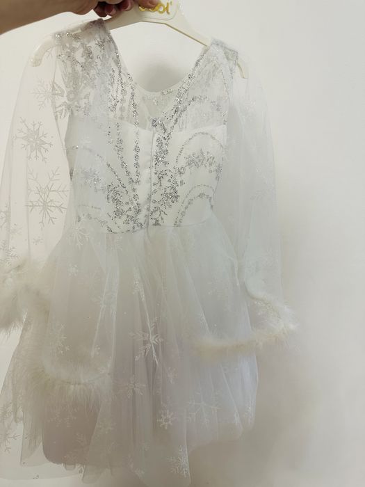 Платья для девочек