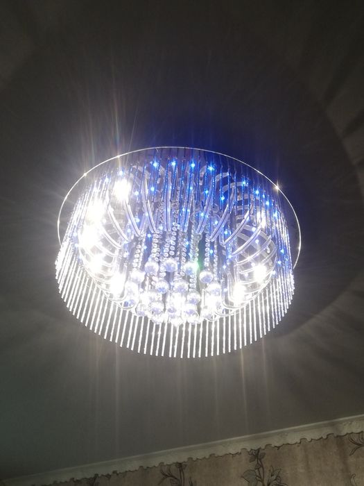 Люстра, большая, красивая