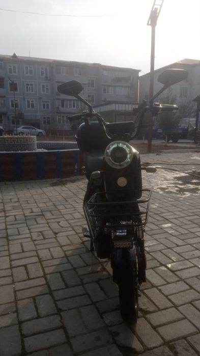 Скутер 150куб.Новый