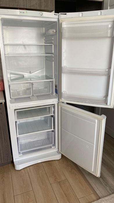 Холодильник  б/у