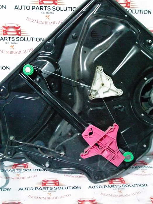 Macara geam usa dreapta fata volkswagen passat b7