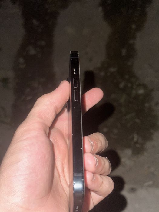 Iphone 15 ozi qora