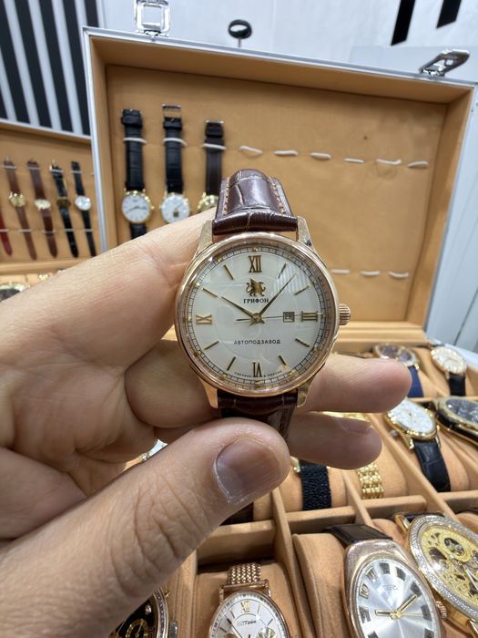 Золотые Часы Полет С Золотым Браслетом