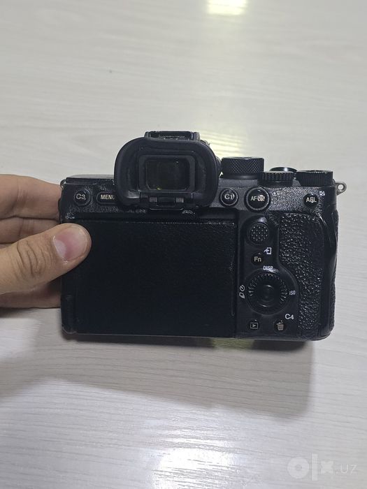 Sony s3 body holati zor 1600$