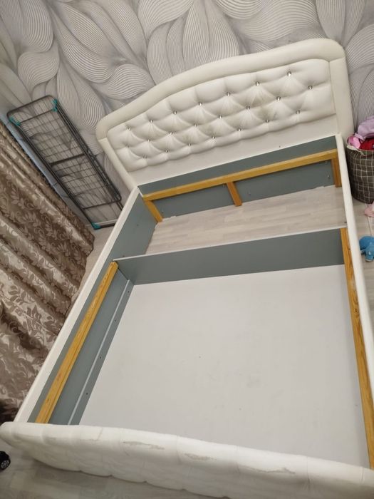 продам кроватьь.