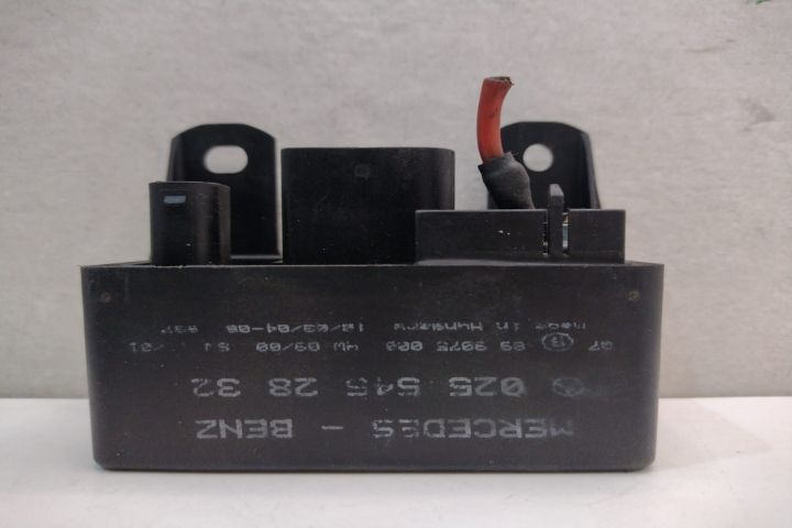Releu  bujii 0255452832 Mercedes-Benz C-Class W203/S203/CL203 seria
