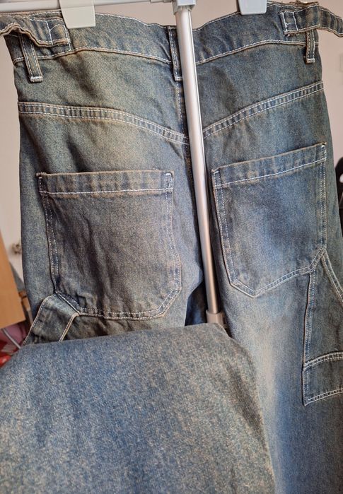 Тъмносини широки дънки с колан за регулиране