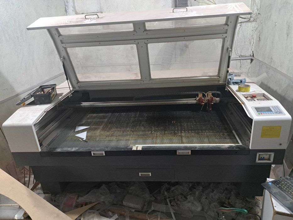 лазерный станок 1600х1000
