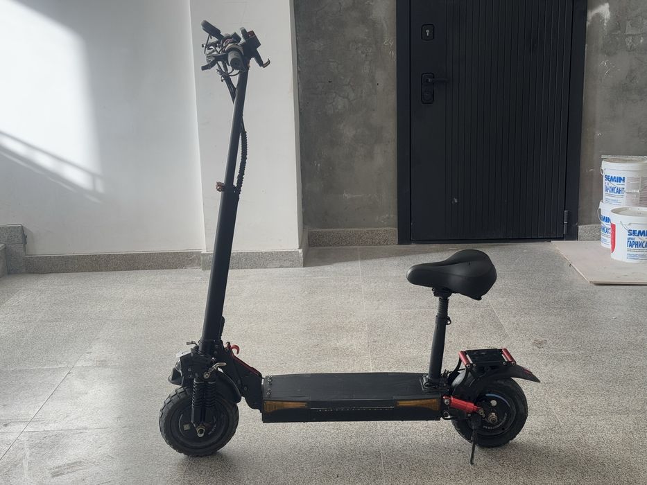 Электросамокат SKILLMAX _kugoo– скорость и мощь