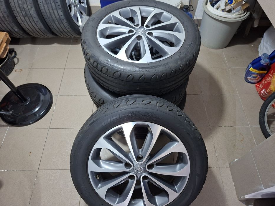 Vand 4 roti de NISSAN QASHQAI J11,J10 cu cauciucuri de vara 215/55/R18