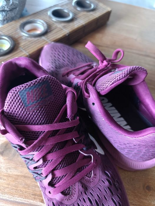 Nike стилни маратонки