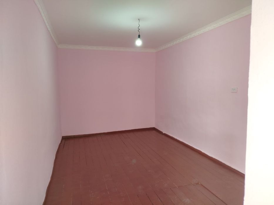 Madaniyat masjid oldida 3sotix Srochna