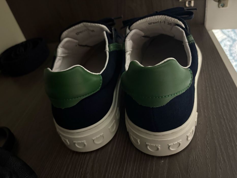 Продам кросовки 38 размер новые