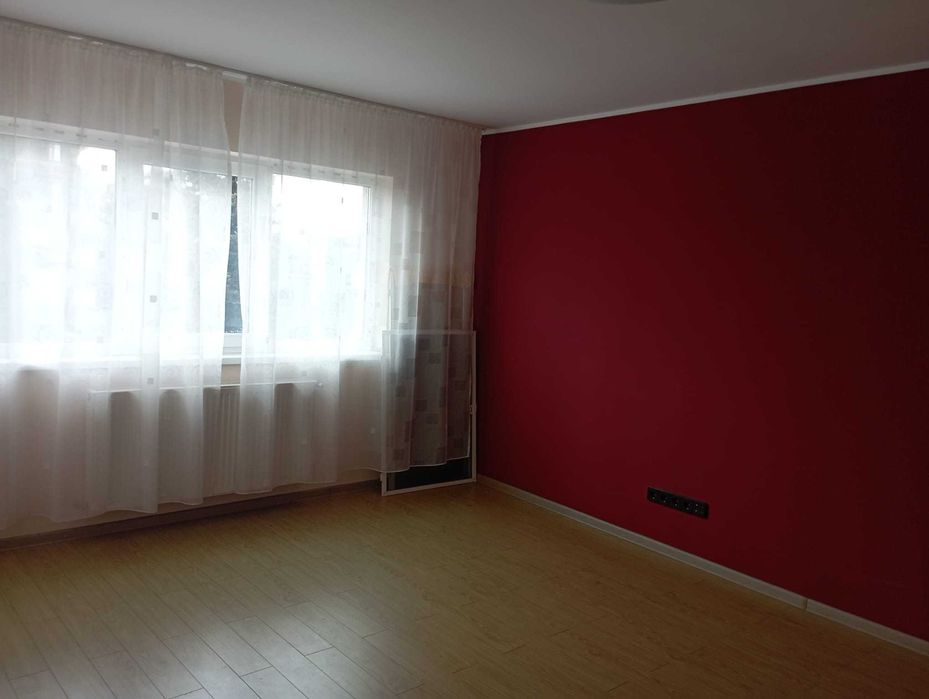 Apartament 2 camere decomandat-etaj3-zona Miorita Deva