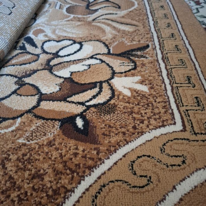 Продам ковер город уштобе