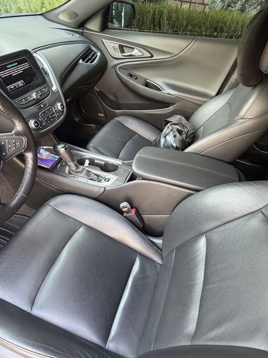 Malibu 2. 2.4 Kraskasi toza  45.000km yirgan 1qo’l