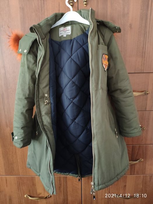 Продам куртку парку на девочку