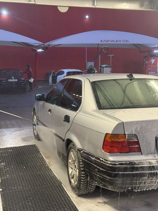 BMW E36 pret negociabil