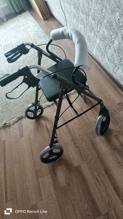 Продам ходунки 45см.