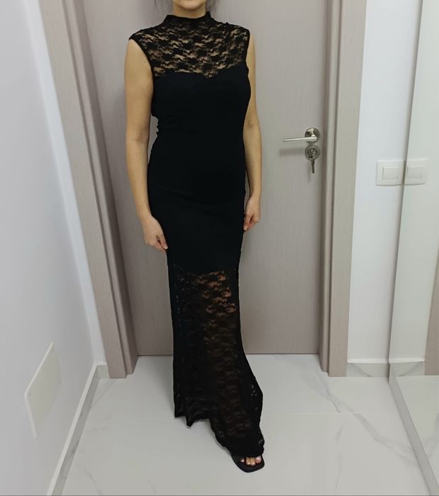 Rochie ocazie lunga neagra din dantela marimea S