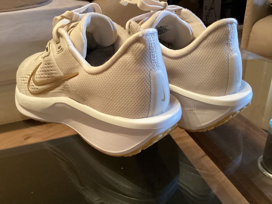 NIKE Quest 6 № 36,5 ComFiride Маратонки