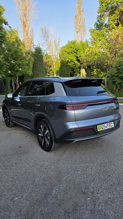 BYD Song Pro DM-i 71 km Flagship COMFORT