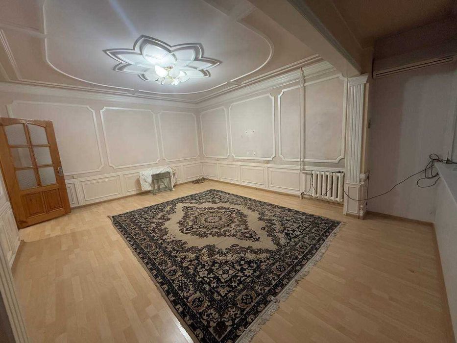 Квартира сотилади Олмазор тумани Кора камиш 2/3 ор.р Олмазор РОВД