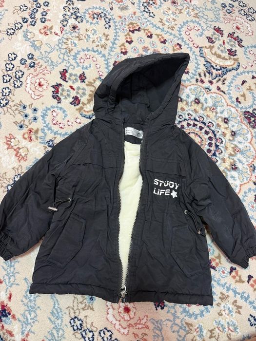 Продам детские куртки