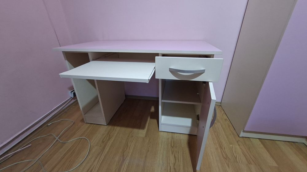 Mobila in stare foarte buna