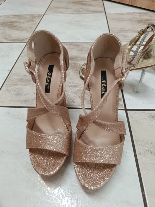 Sandale sclipici