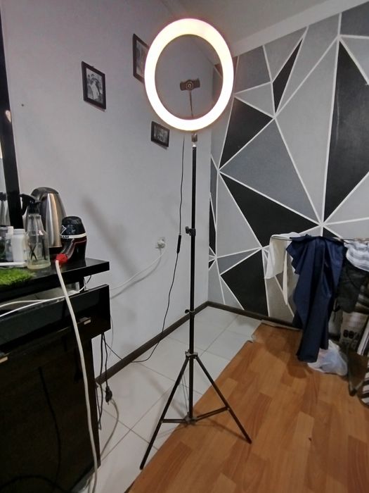 Кольцевая лампа для блоггинга